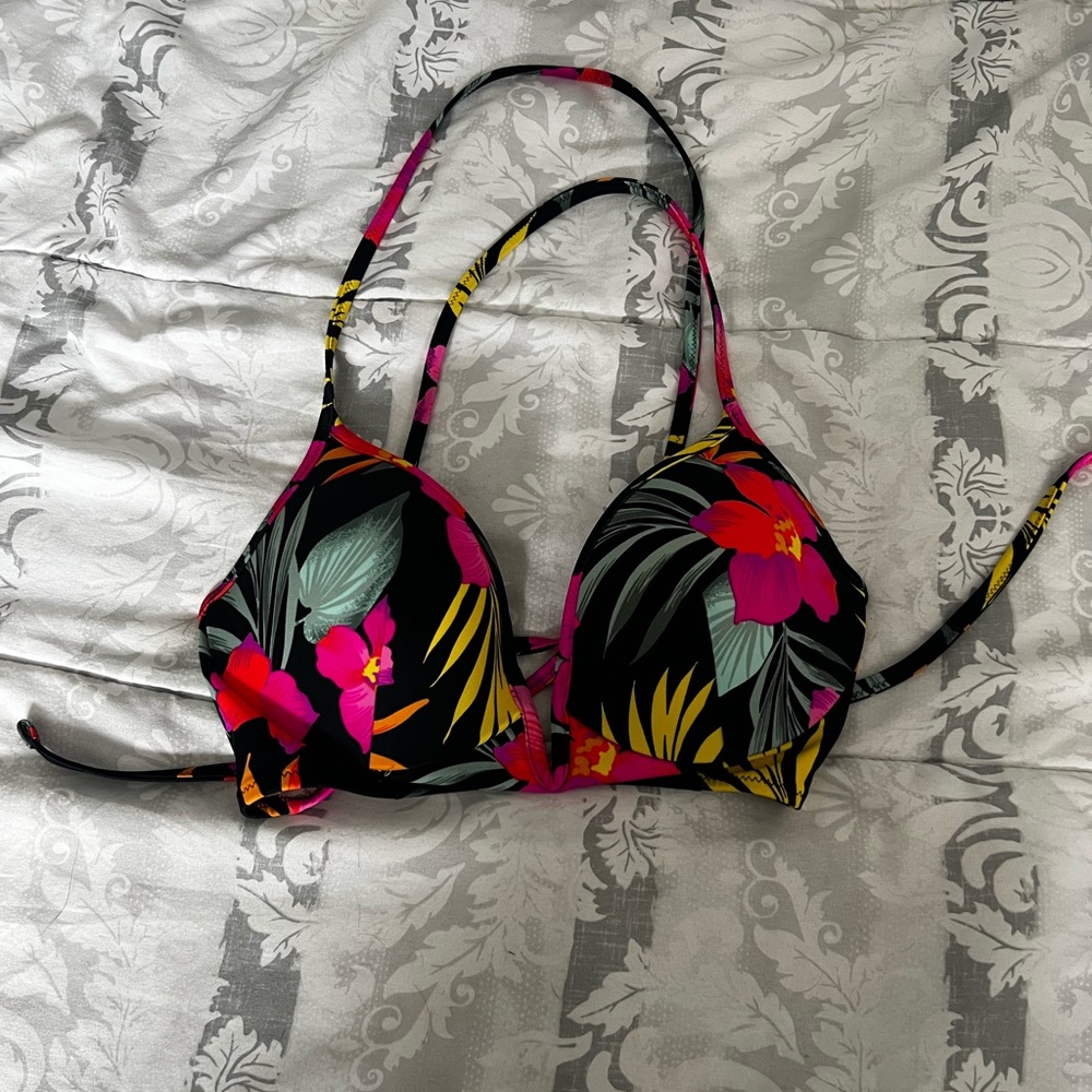 Bathing suit top